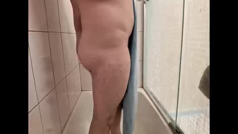 Snapshot of shyguy_passion chatting on 03/05/25, 08:21  at ya who online show from 03/05/25, 08:21