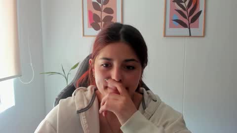 Snapshot of shylittlebunny chatting on 02/09/26, 04:00 shylittlebunny online show from 02/09/26, 04:00