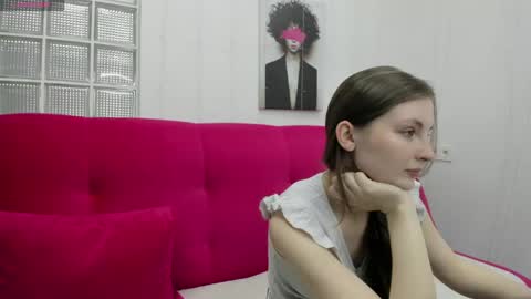 shyly_lisa online show from 06/03/26, 01:30