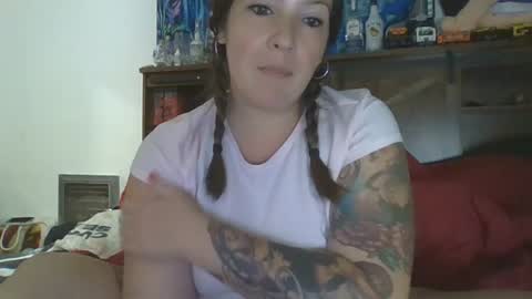 Snapshot of shymilf535 chatting on 06/28/26, 02:17 RBXs Princess online show from 06/28/26, 02:17