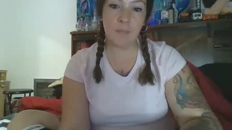 Snapshot of shymilf535 chatting on 06/30/26, 02:23 RBXs Princess online show from 06/30/26, 02:23
