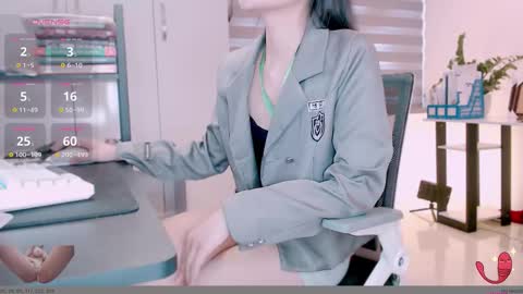 shyn_22 online show from 10/24/25, 06:43