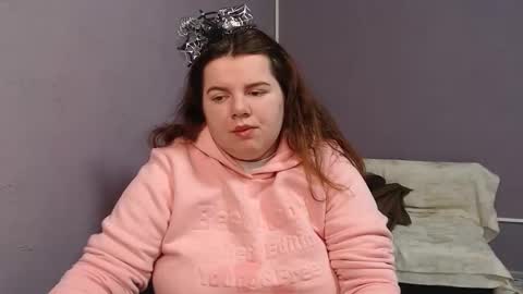 Bethany online show from 10/22/25, 06:57