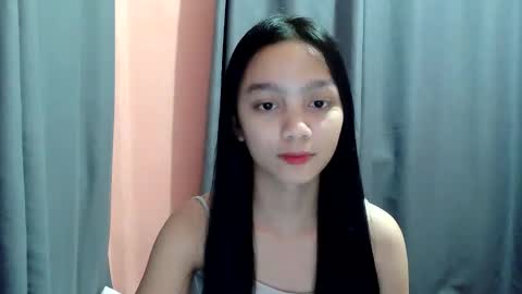 Snapshot of shypinay_kaira chatting on 09/19/25, 05:31 kaira online show from 09/19/25, 05:31