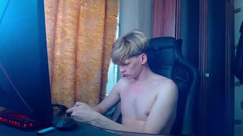 Tom and Betty online show from 04/17/26, 09:23