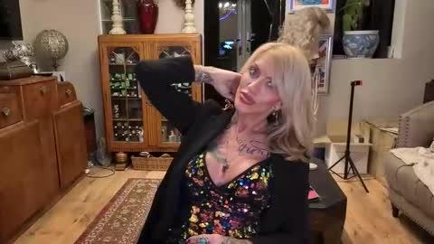 Snapshot of shytrans_uk chatting on 02/28/26, 12:44 shytrans_uk online show from 02/28/26, 12:44