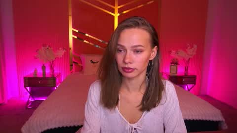 Snapshot of shyysiren chatting on 10/26/25, 08:31 shyysiren online show from 10/26/25, 08:31