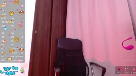 Snapshot of sia_ellis chatting on 12/21/24, 05:03 Salome Next streaming 11102024 online show from 12/21/24, 05:03