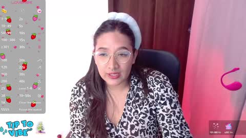 Snapshot of sia_ellis chatting on 12/30/24, 11:28 Salome Next streaming 11102024 online show from 12/30/24, 11:28