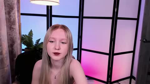 Sia online show from 03/27/26, 05:56