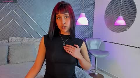 Sia online show from 11/12/25, 07:35