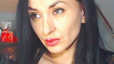 Snapshot of siaconna chatting on 02/19/25, 06:11 Siaconna online show from 02/19/25, 06:11