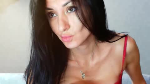 Snapshot of siaconna chatting on 10/17/25, 06:38 Siaconna online show from 10/17/25, 06:38