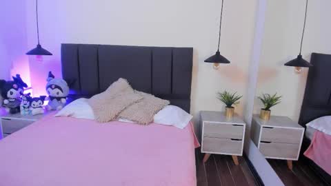 Snapshot of sialilith chatting on 11/10/25, 08:08 Lilith online show from 11/10/25, 08:08