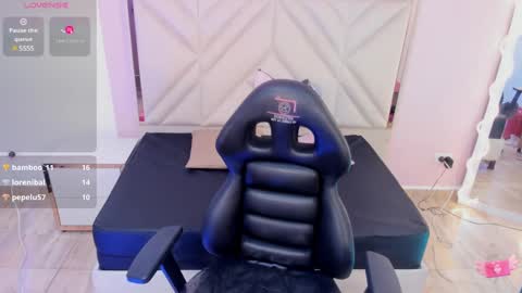 siam online show from 02/11/25, 11:54