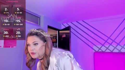 Mia online show from 02/12/25, 07:02