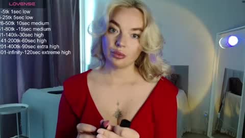 Snapshot of siberian_girl_ chatting on 06/22/26, 05:48 Eva online show from 06/22/26, 05:48