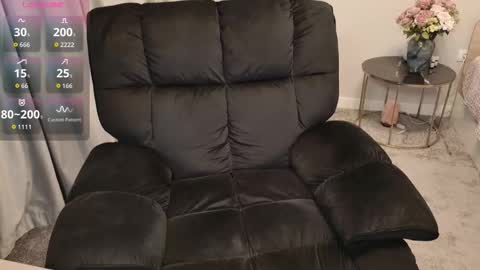 sidnney online show from 12/23/25, 03:48