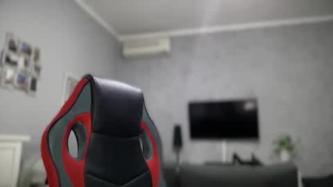 Snapshot of sidvicious23cm chatting on 10/22/25, 05:24 sidvicious23cm online show from 10/22/25, 05:24