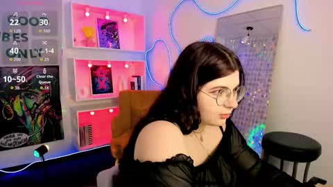 Siena online show from 03/17/26, 07:28