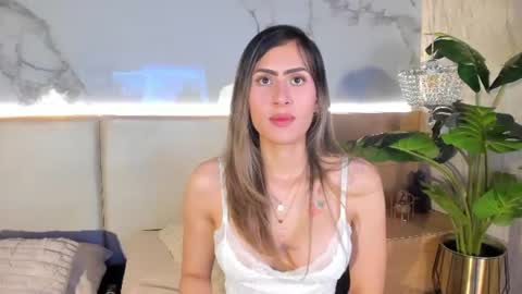 sienna belluccii online show from 08/02/26, 01:31