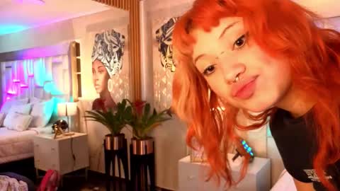 Snapshot of sienna_desiree chatting on 02/09/26, 04:49 Sienna Desieree online show from 02/09/26, 04:49
