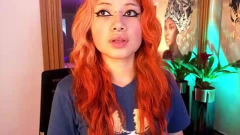 Snapshot of sienna_desiree chatting on 02/09/26, 04:55 Sienna Desieree online show from 02/09/26, 04:55