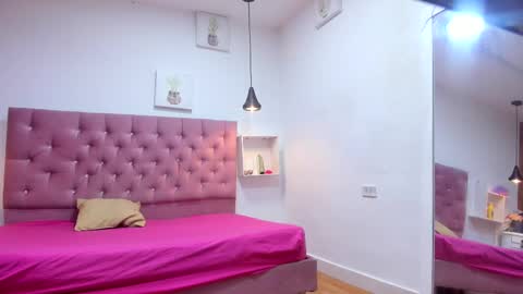 sienna_glow online show from 09/30/25, 01:38