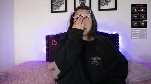 Sienna online show from 02/07/26, 12:20