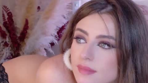 Snapshot of sienna_voss chatting on 06/11/26, 02:53 sienna_voss online show from 06/11/26, 02:53