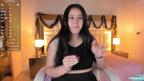 Sienna  online show from 12/03/25, 11:30