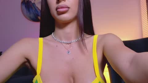 Sienna online show from 06/13/26, 07:45
