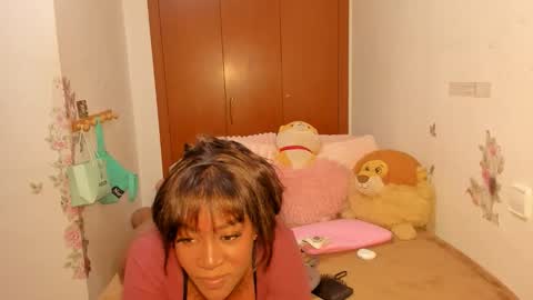 sierra_violet online show from 05/08/26, 08:25