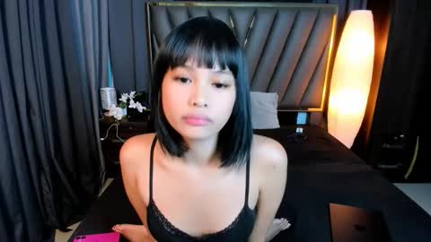 Snapshot of sierracoxriches chatting on 02/17/26, 06:47 Belle online show from 02/17/26, 06:47