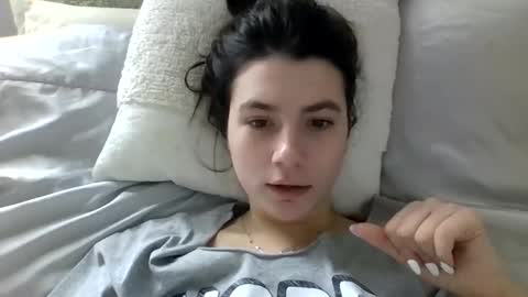 sierranovaa online show from 02/10/26, 08:13