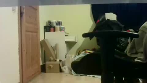 Snapshot of siggi180197 chatting on 11/11/25, 02:50 siggi online show from 11/11/25, 02:50