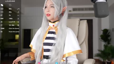 OF   instagram sigmaasian twitter sigmasian online show from 11/04/25, 04:11