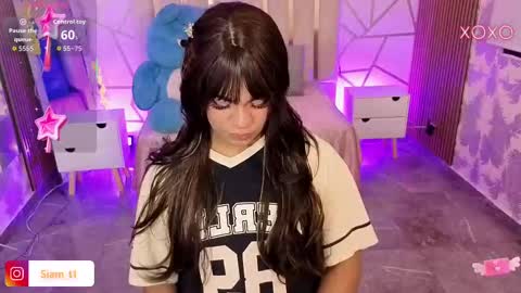 Snapshot of siiam_tay chatting on 09/24/25, 03:21 Siiam Tay online show from 09/24/25, 03:21