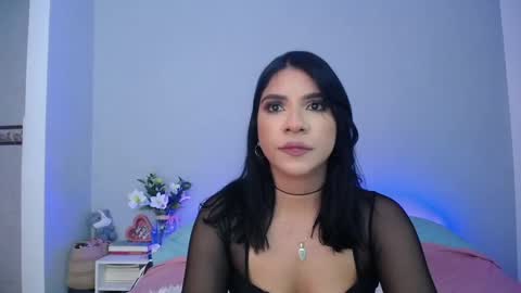 Snapshot of siirena chatting on 11/22/25, 07:13 siirena online show from 11/22/25, 07:13