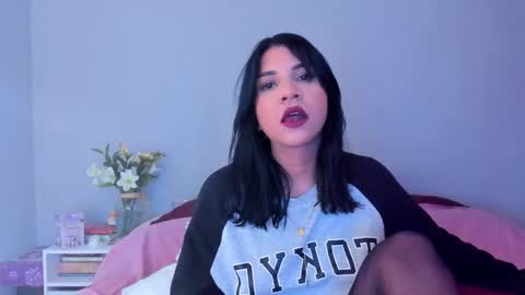 Snapshot of siirena chatting on 12/01/25, 07:19 siirena online show from 12/01/25, 07:19