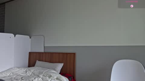 Snapshot of silas_kim chatting on 02/22/26, 02:24 Silas Kim online show from 02/22/26, 02:24