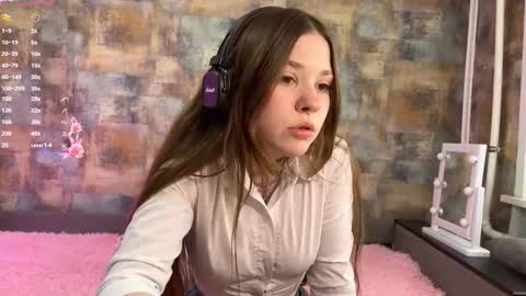 Silena online show from 03/13/26, 09:49