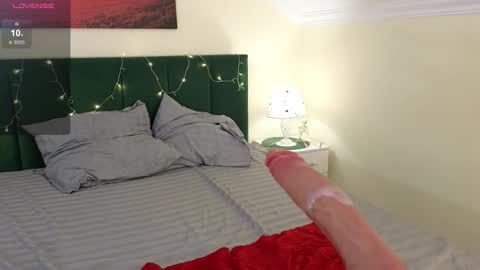 Snapshot of silesta_moon chatting on 03/02/26, 07:15 silesta_moon online show from 03/02/26, 07:15