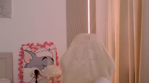 Snapshot of silk_ann chatting on 06/14/26, 07:54 silk_ann online show from 06/14/26, 07:54