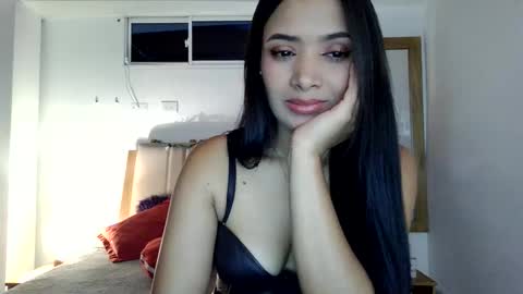 Snapshot of silk_diva chatting on 05/30/26, 05:15 maria online show from 05/30/26, 05:15