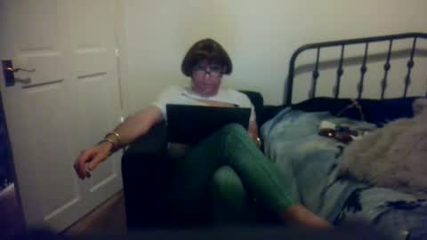 silkacollins online show from 12/05/25, 08:38