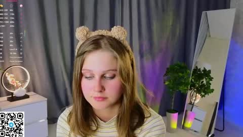 Snapshot of silkenya chatting on 05/19/26, 02:56 Alice online show from 05/19/26, 02:56