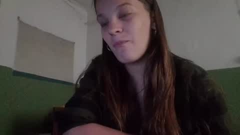 Snapshot of silkqueen_88 chatting on 07/20/26, 01:46 Angelica online show from 07/20/26, 01:46