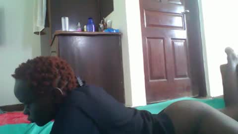 Snapshot of silky_night1 chatting on 02/13/25, 07:45 silky night1 online show from 02/13/25, 07:45