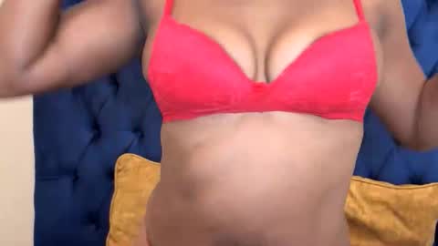 Snapshot of silkyebonyxx chatting on 02/28/26, 05:30 Kaybee online show from 02/28/26, 05:30